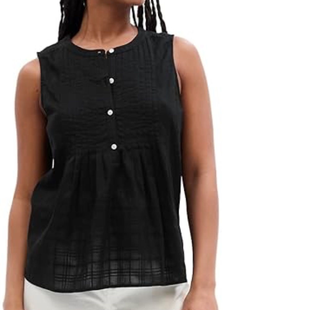 Gap Sleeveless Pintuck Top in Black (Size M) -- NWOT